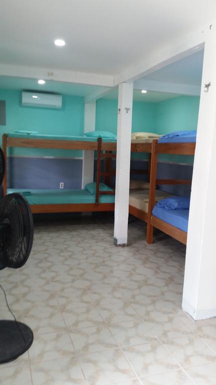 Go Slow Guesthouse Caye Caulker Zewnętrze zdjęcie